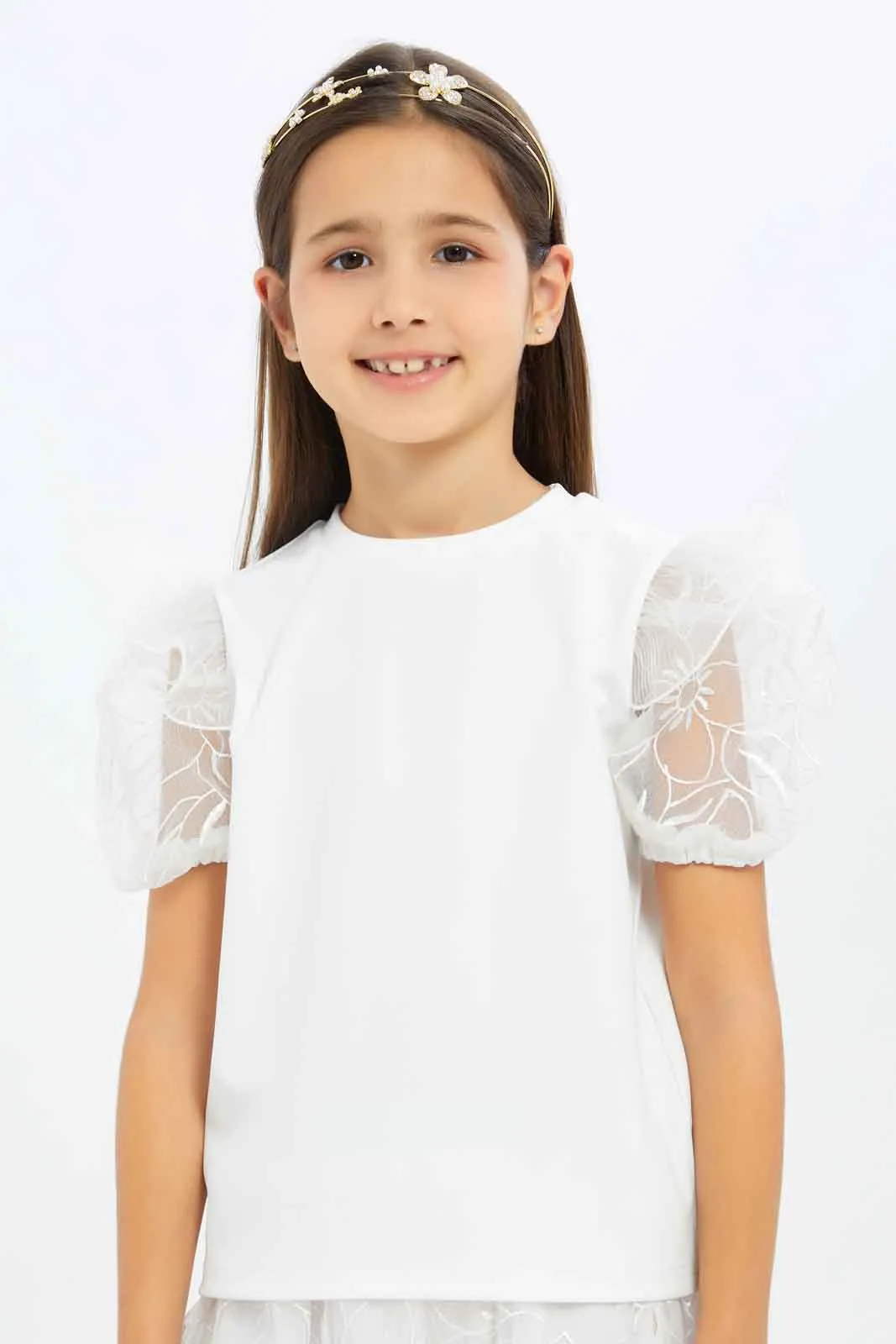 Girls White Embroidered T-shirt And Skirt Set (2 Piece)